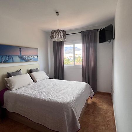 Melo Home Vecindario-Near Airport-Elevator-Garage Sardina Ngoại thất bức ảnh